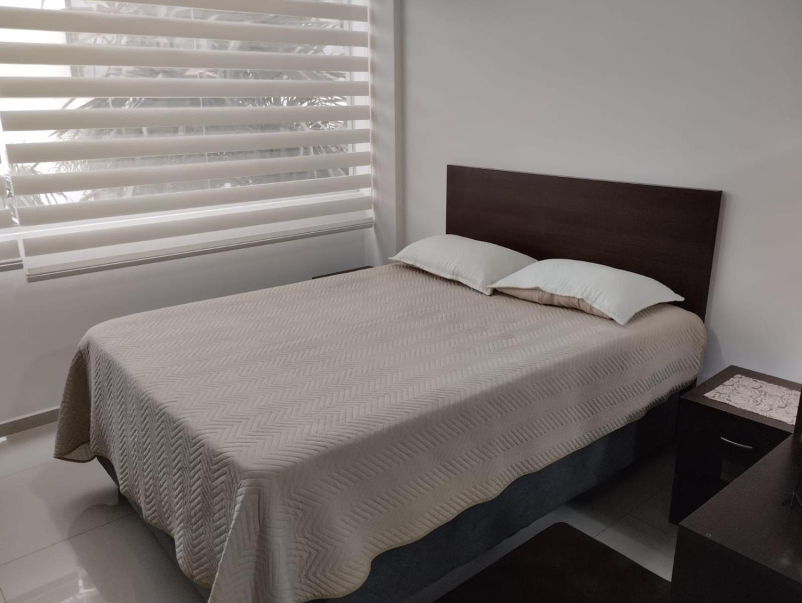 Apartamento Calido En Zona Exclusiva Santa Cruz de La Sierra